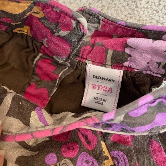 3/$15 SALE 2T Old Navy Multicolored Floral Print Girls Dress - Picture 2 of 5